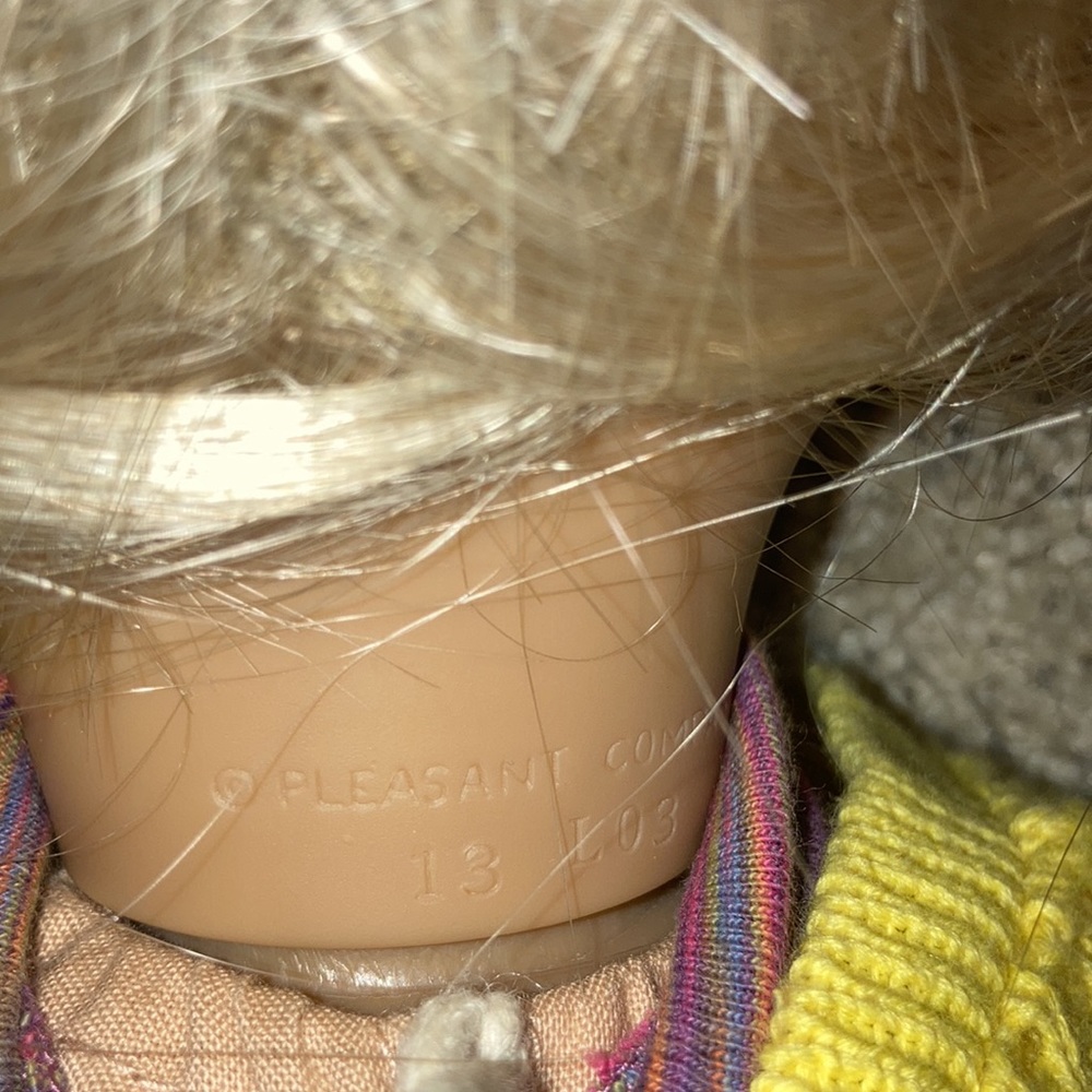 RARE Pleasant Company Julie American Girl - Picture 6 of 6